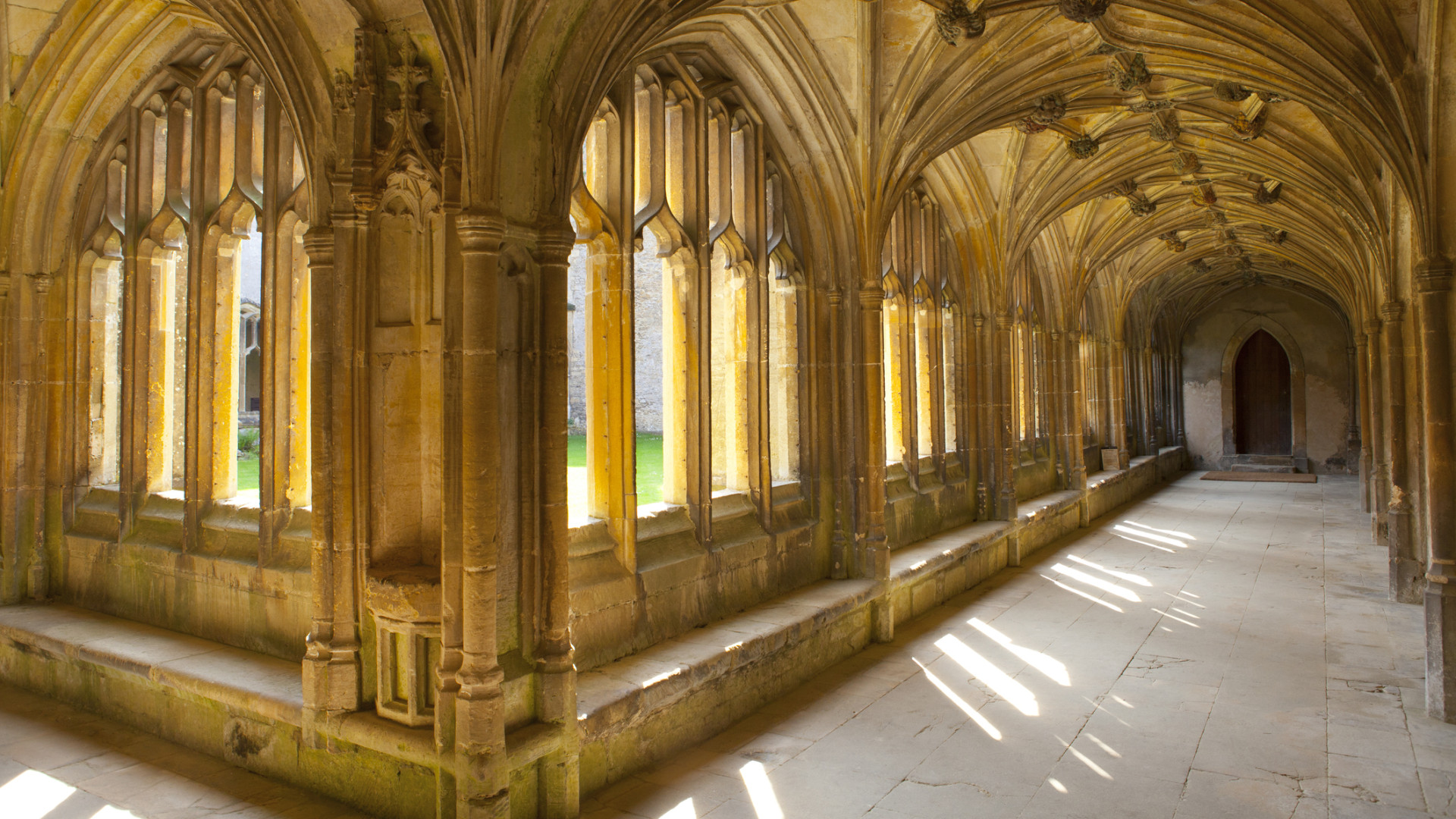 Lacock Abbey Halls - Wiltshire - Beechfield House