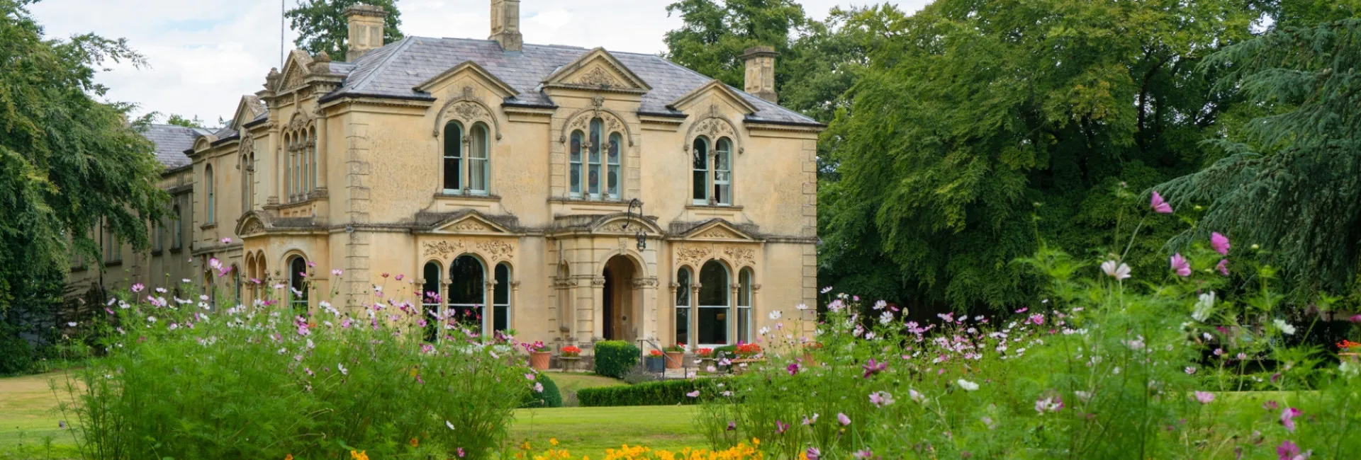Hotel exterior with flowers