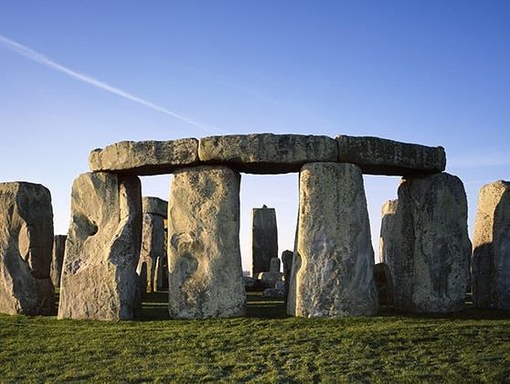 stonehenge-from-ne-800x420