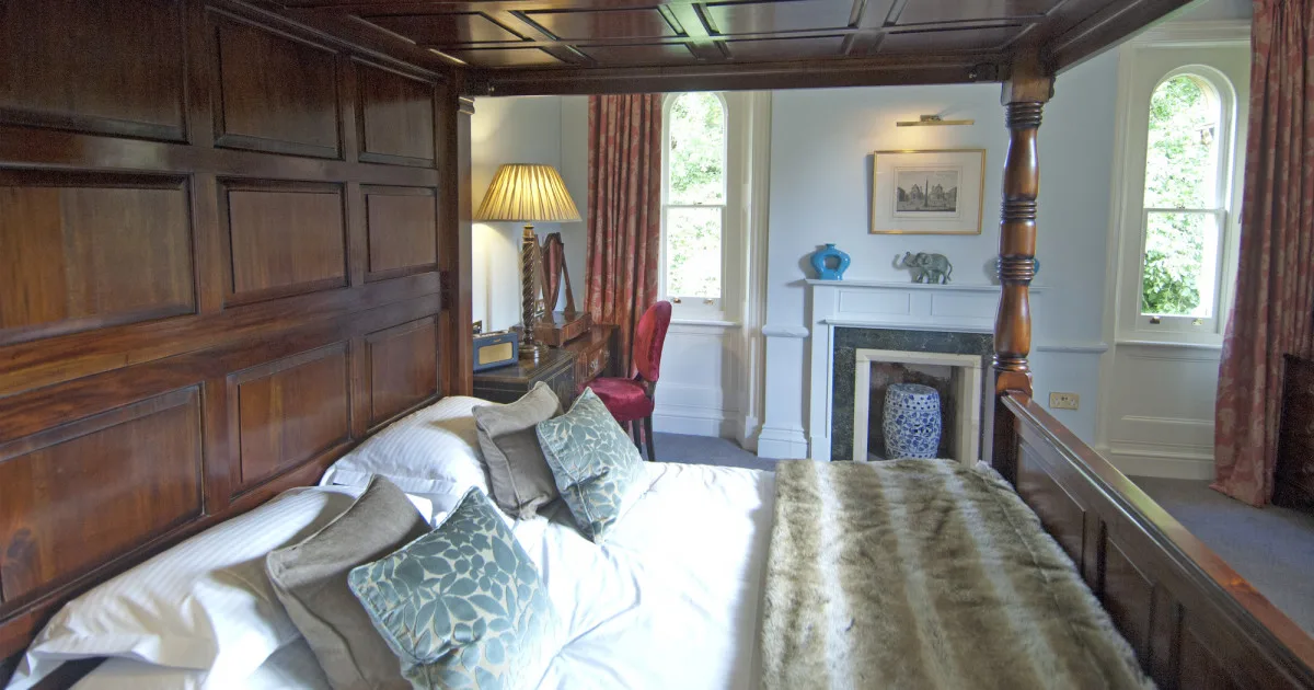 Master bedroom four poster bed