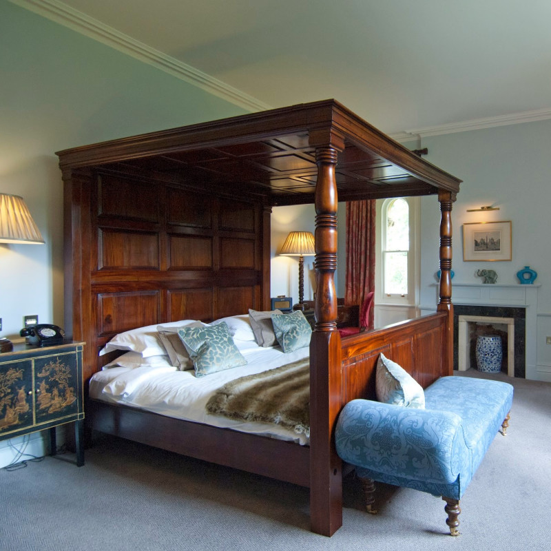 Coach house sneak preview