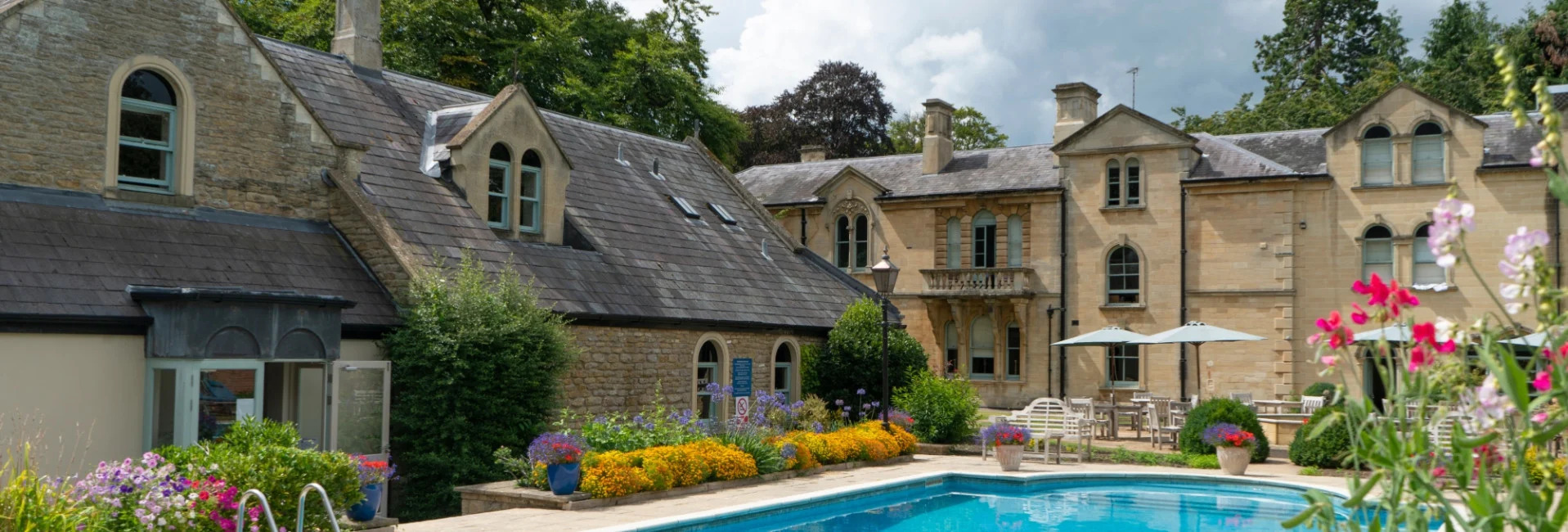 Coach house bedrooms exterior